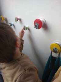 autonomie a la creche cabane de seraphin (1)