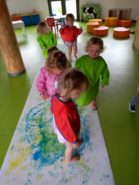 peinture musique crèche niergnies