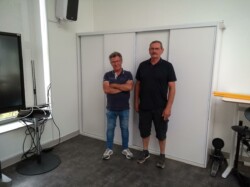 Installation d’une armoire dans la salle polyvalente du Centre Social